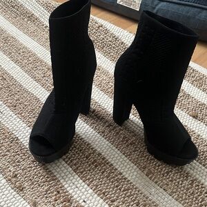Elegant Black Women's Ankle Boots